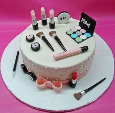 Pin by Shelia Waller on Wedding cakes | Cake designs birthday, Flower cake,  Fondant wedding cakes